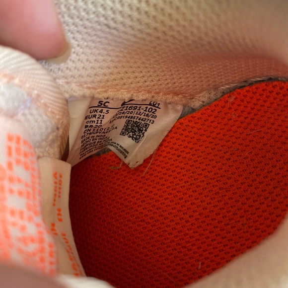 5C Airforce 1s - Picture 4 of 5